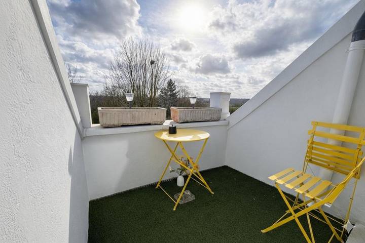 Gîte pour 6 personnes, avec balcon à Quincy-Voisins - 4