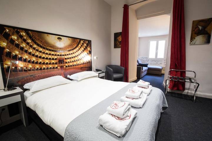 Hôtel pour 2 personnes, avec terrasse, animaux acceptés dans Gare De Bastia - 3