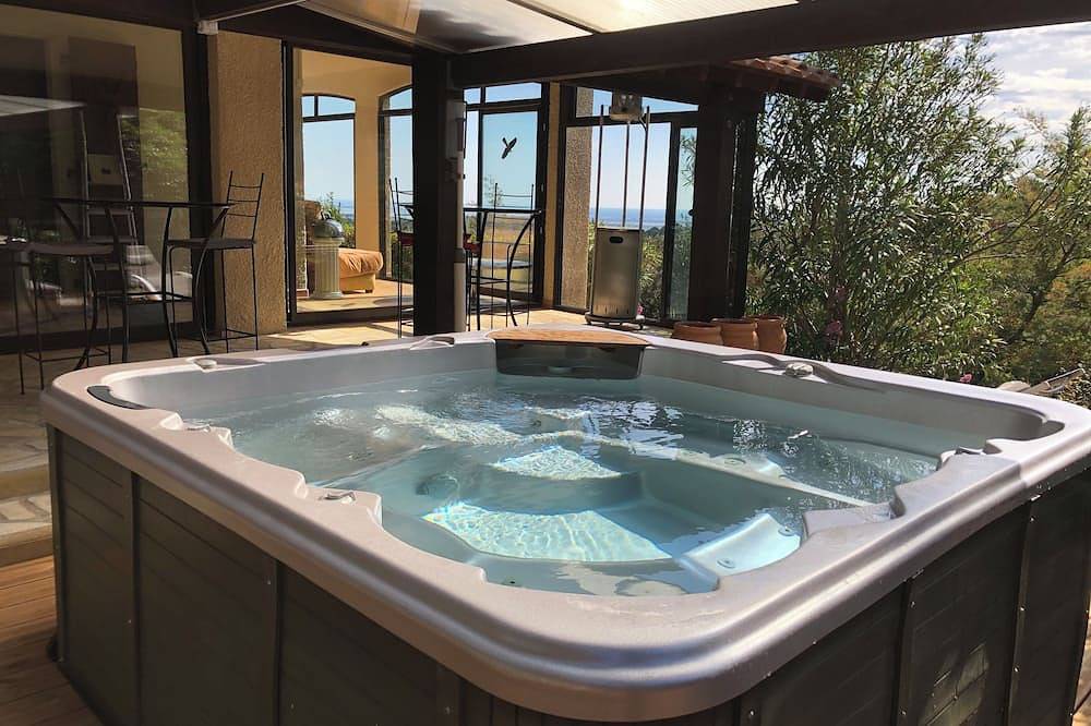 Ganze Wohnung, Appartement vue sur mer Avec Jacuzzi in Treilles, Mittelmeerküste (Frankreich)