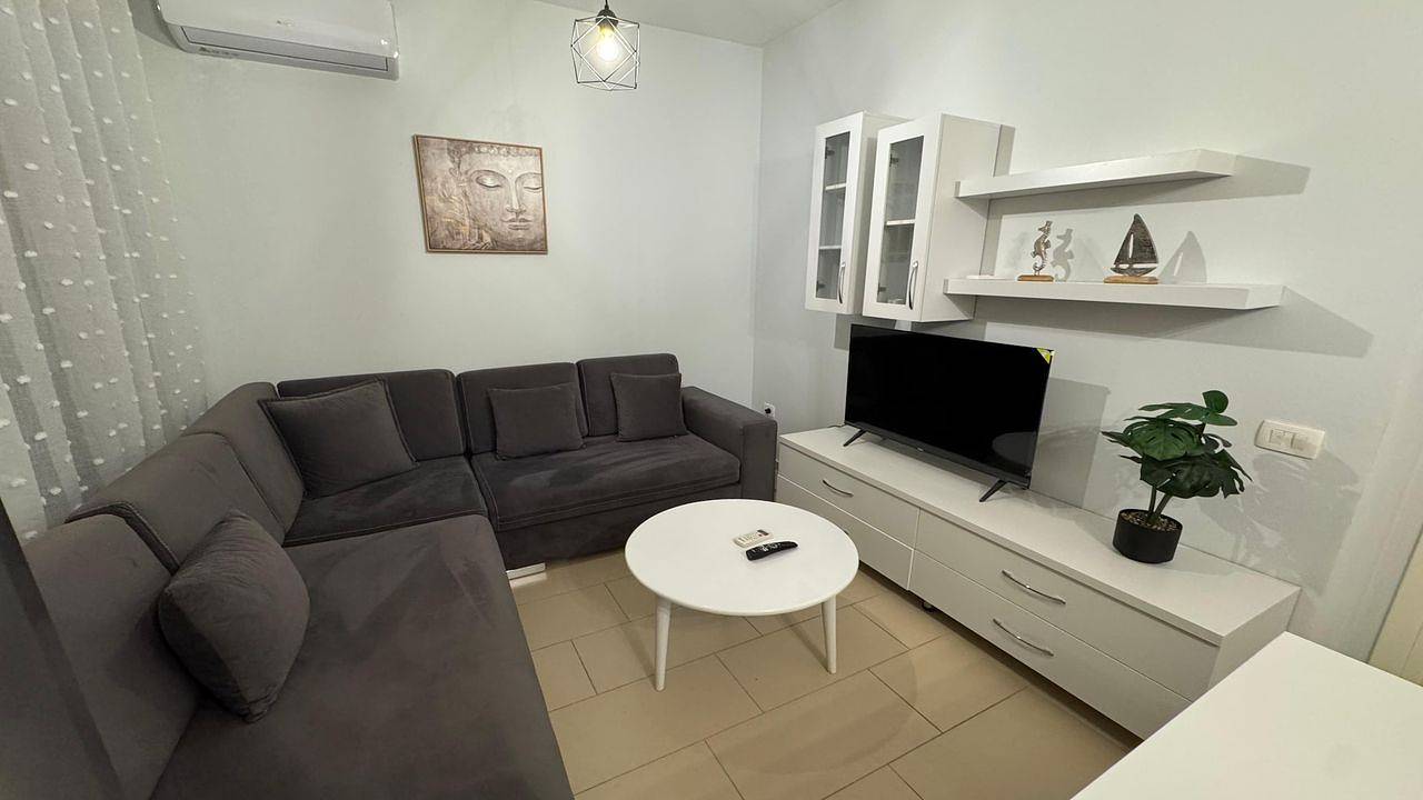 Apartamento vacacional entero, Ferienwohnung für 5 Personen (75 m²) in Bashkia e Vlorës in Vlorë (Ciudad), Vlorë