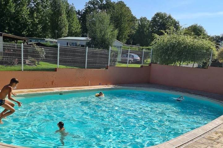 Gîte pour 8 personnes à Les Grandes-Ventes