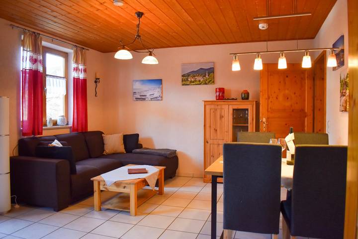 Chalet für 4 Personen, mit Garten, mit Haustier in der Oberpfalz - 2