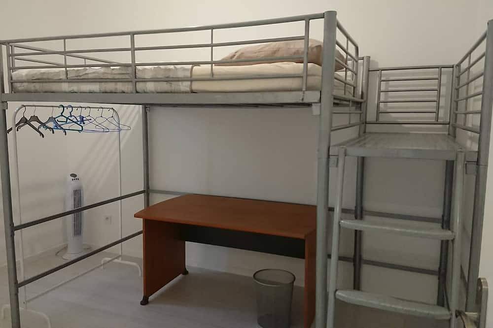 Appartement entier, Appartement T4 climatisé, très bien situé à Toulon pour profiter des vacances in Toulon, Côte méditerranéenne (France)