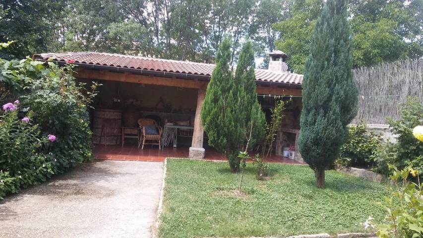 Casa rural para 5 personas, con jardín en Valle del Alberche - 2
