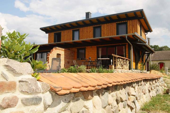 Ferienhaus mit hohem Komfort und nur 50 m zur Spree  in Friedland, Region Oder - Spree