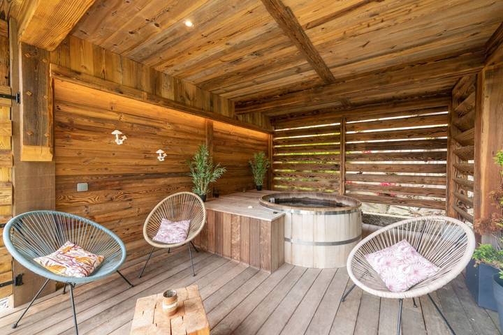 Gîte pour 4 personnes, avec balcon ainsi que sauna et jacuzzi à Ventron - 2