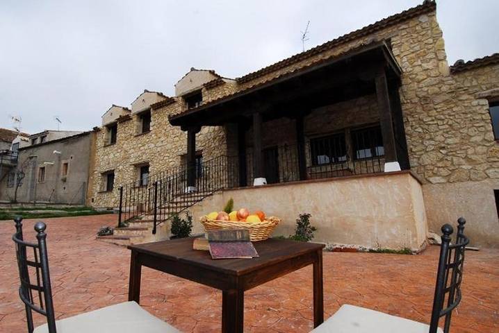 Casa rural para 14 personas, con Balcón y Terraza además de Jardín y Vistas en Comarca de Sepúlveda - 2