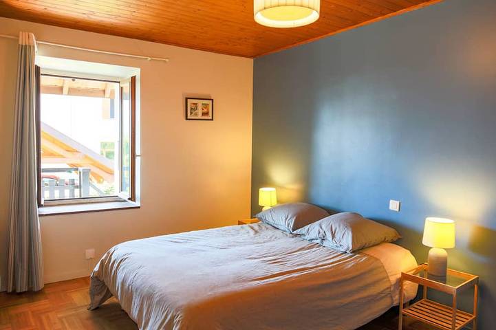 Location de vacances pour 10 personnes, avec jardin à Lathuile - 2