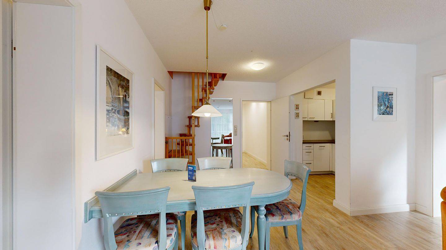 Ganze Wohnung, 3 Schlafzimmer, strandnah, Südbalkon, eigener Strandkorb am Strand in Ostseebad Binz, Binz