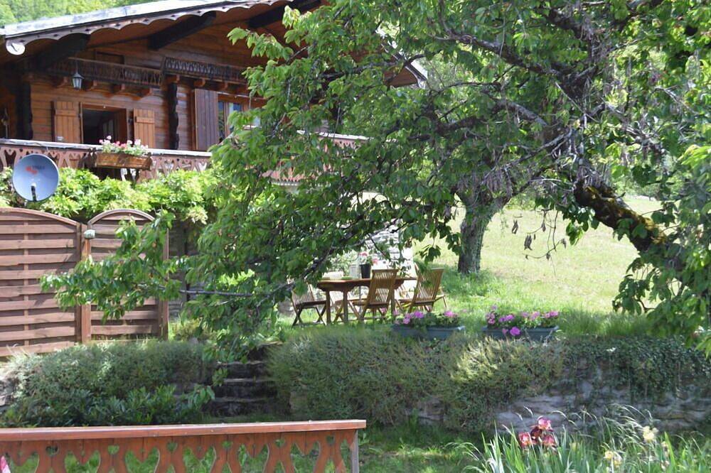 Wunderschönes authentisches Savoyer Chalet in Villard-sur-Doron, Albertville und Umgebung