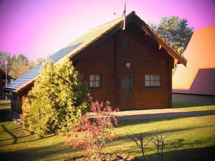 Ferienhaus in Canow mit Schwimmbecken in Canow, Wustrow (Mecklenburgische Seenplatte)
