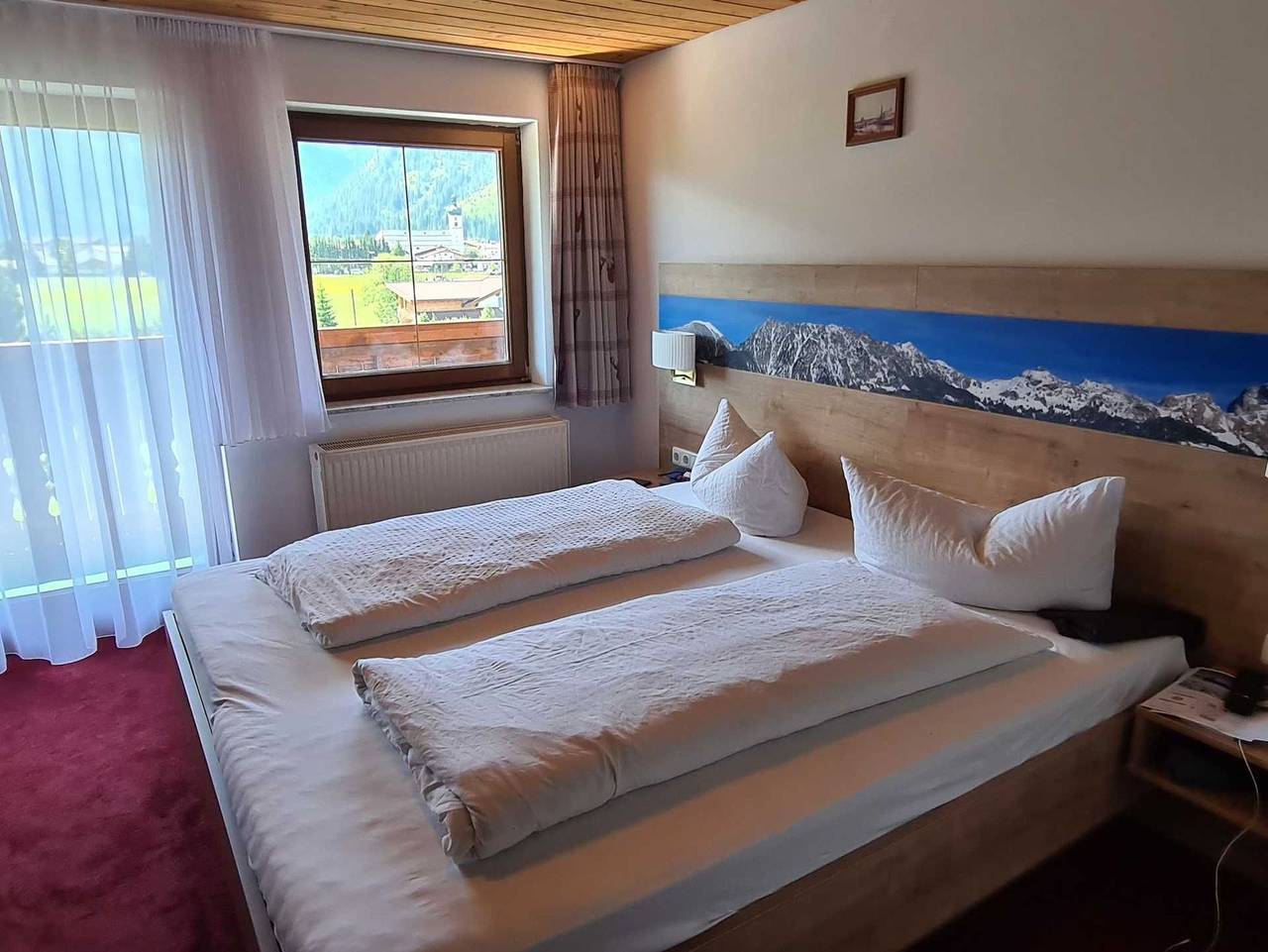 Landhaus Gugger - Einzelzimmer 1 in Tannheim (Tirol), Allgäuer Alpen (Österreich)