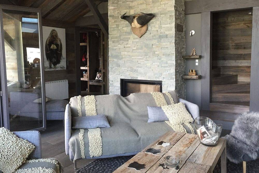 Chalet luxe 14 pers 6 chambres 6 sdb piscine intérieure privée sauna terrasses in Massif de la Vanoise