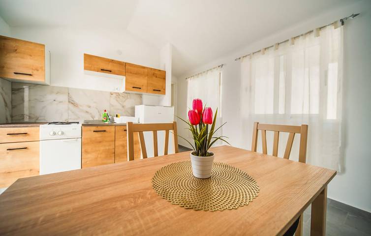 Location de vacances pour 8 personnes, avec terrasse, animaux acceptés en Korcula - 3