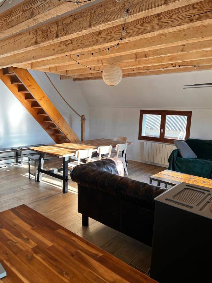 Appartement entier, Blancs Vercors, appartement-gîte in Lans-en-Vercors, Parc naturel régional du Vercors