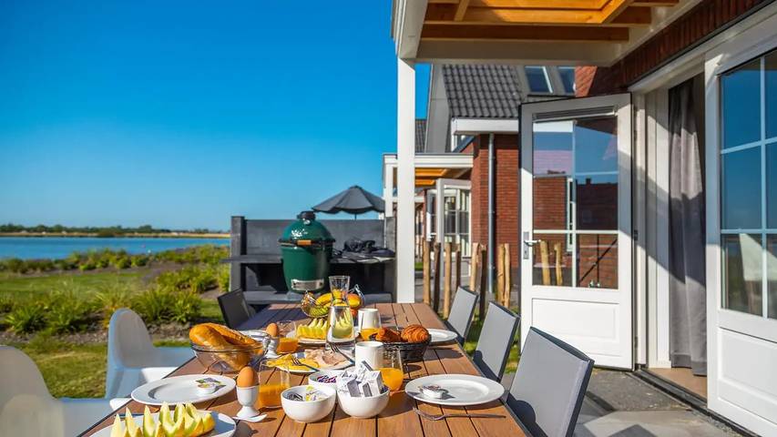 Ferienhaus für 7 Personen, mit Terrasse und Pool sowie Sauna in Medemblik - 4