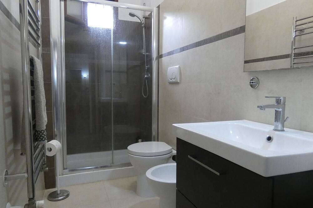 Delightful villa with private pool in landscaped gardens. in Oria, Salento