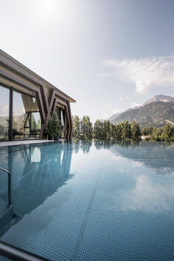 Hôtel pour 3 personnes, avec piscine et vue ainsi que sauna et jardin, animaux acceptés