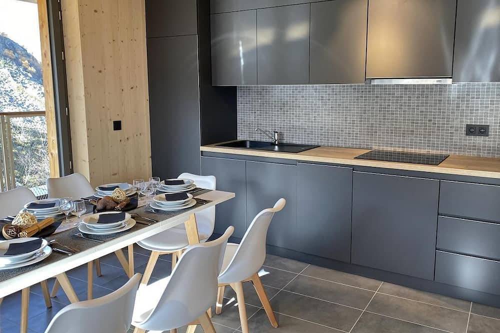 Apartamento entero, 100m del centro estación, fitness, terraza, parking, tv, 45m², Piau Engaly in Piau-Engaly, Aragnouet