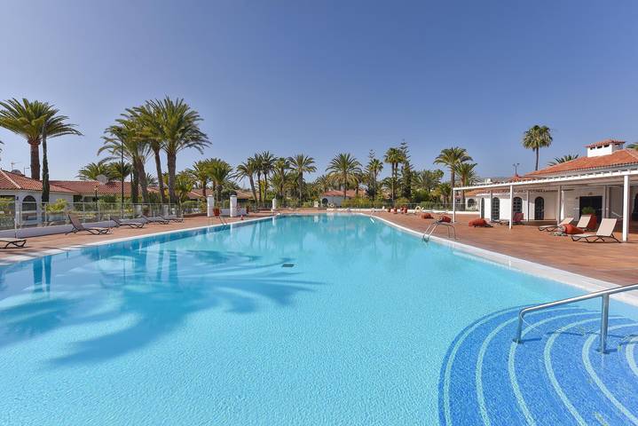 Bungalow für 2 Personen, mit Terrasse und Garten sowie Pool in Playa del Inglés