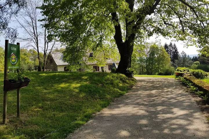 Location de vacances pour 5 personnes dans Latronche