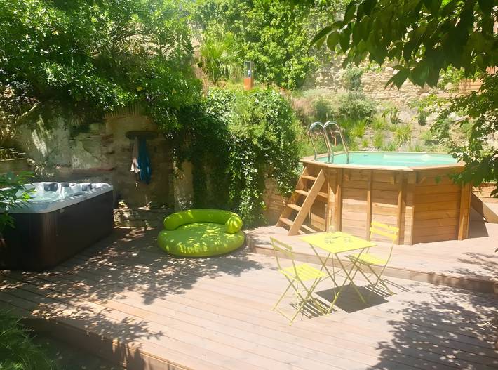 Maison de vacances pour 9 personnes, avec Balcon ainsi que Jacuzzi et Jardin