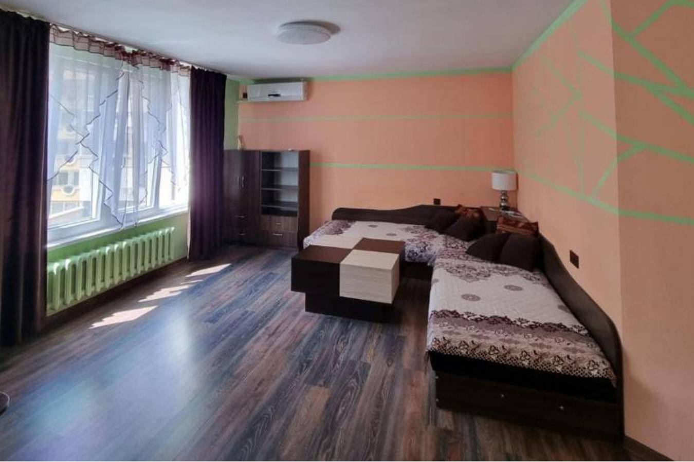 Appartamento intero, 2Bed Apartment Sleeps 6 - Wifi & On-Site Parking in Sofia, Bulgaria