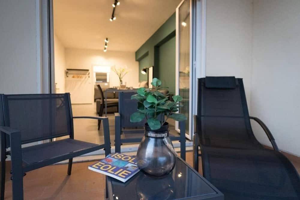 Apartamento entero, Oktò apartments Milazzo: Studio apartment with terrace in Milazzo, Provincia de Messina