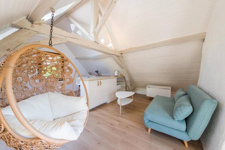 Location de vacances pour 4 personnes, avec piscine ainsi que jardin et vue, animaux acceptés à Saint-Épain - 4