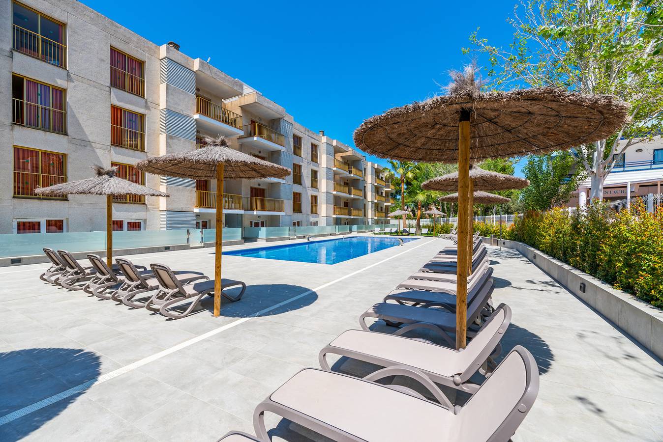 Appartement d´hôtel avec piscine et climatisation  in Vilafortuny, Cambrils