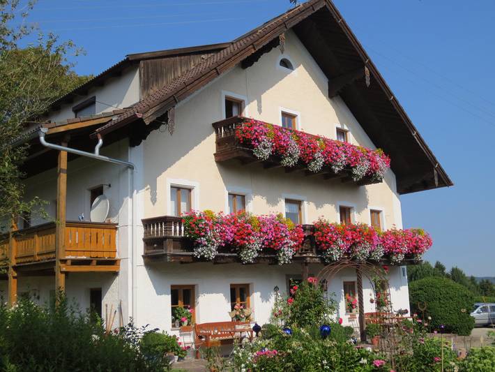 Bauernhof für 2 Personen, mit Balkon und Terrasse sowie Garten am Waginger See