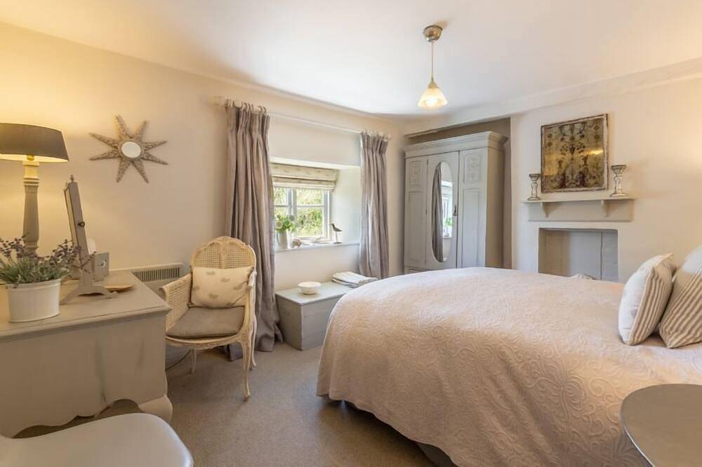 Piper Cottage (2), Holme-next-the-Sea, Norfolk in Holme-next-the-Sea, Norfolk Coast
