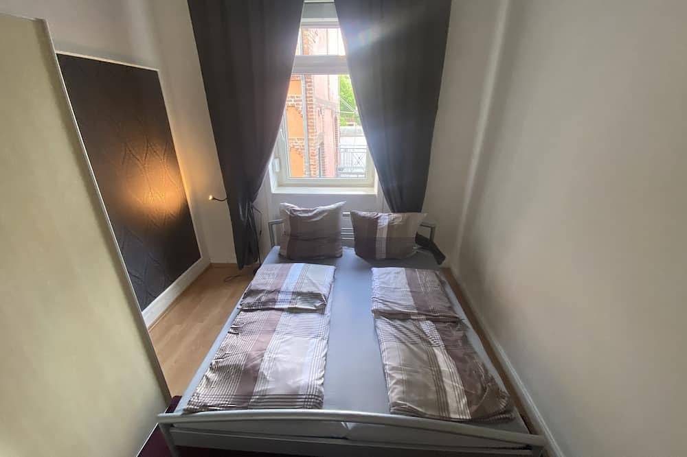 Ruhige Gemütliche Altbau Apartment/fewo in Zentraler Lage in Wiesbaden, South Hesse