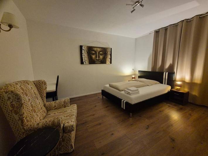 Ferienwohnung für 7 Personen, mit Garten in Mainz