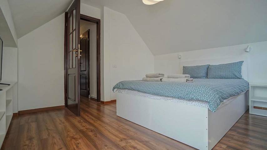 Maison d’hôte pour 2 personnes, avec vue et jardin à Brașov - 4