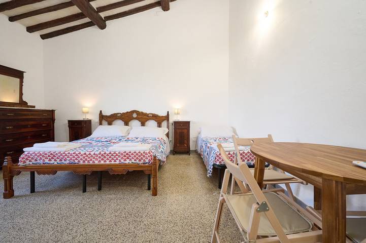 Camera 'Camera 1 - Del Ponti' con giardino condiviso e Wi-Fi in Piombino, Costa degli Etruschi