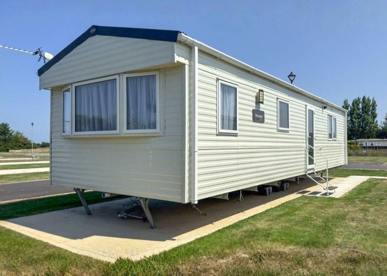 The Bramble (Deluxe) in Croft, Lincolnshire