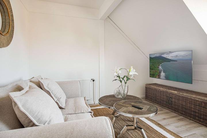 Ganze Wohnung, Komfortable Ferienwohnung "Inseloase" auf Pellworm nahe Meer mit Gartenblick in Nordfriesische Inseln (Schleswig-Holstein) (Schleswig-Holstein), Pellworm