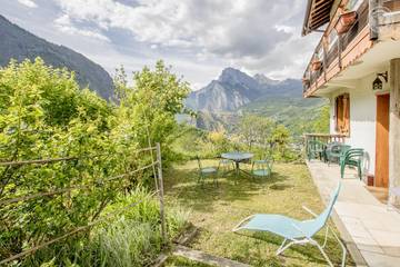 Gîte pour 6 personnes, avec jardin à Saint-Martin-d'Arc