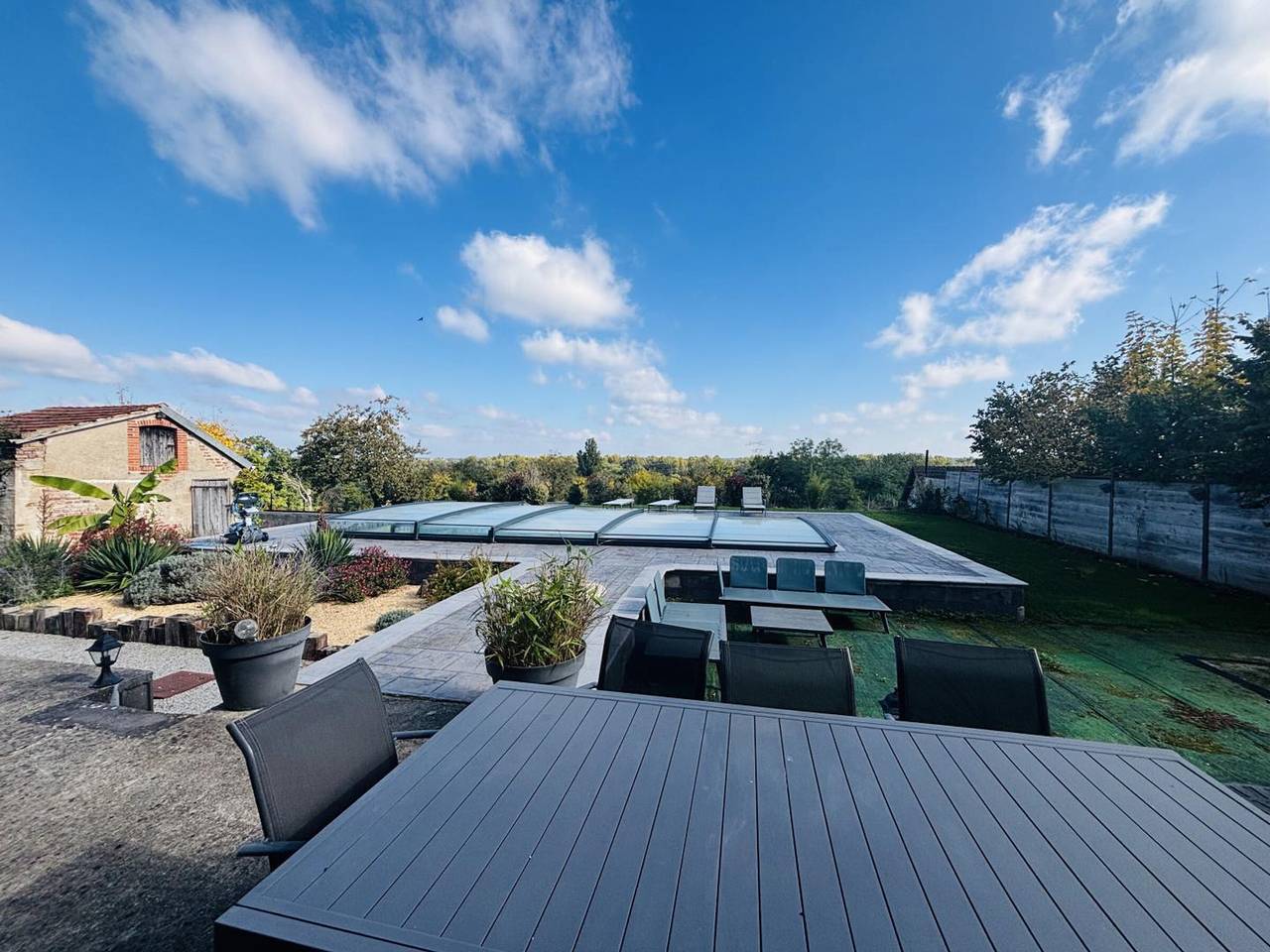 Casa rural en Bressolles con piscina privada y mascotas permitidas in Bressolles, Allier (desambiguación)