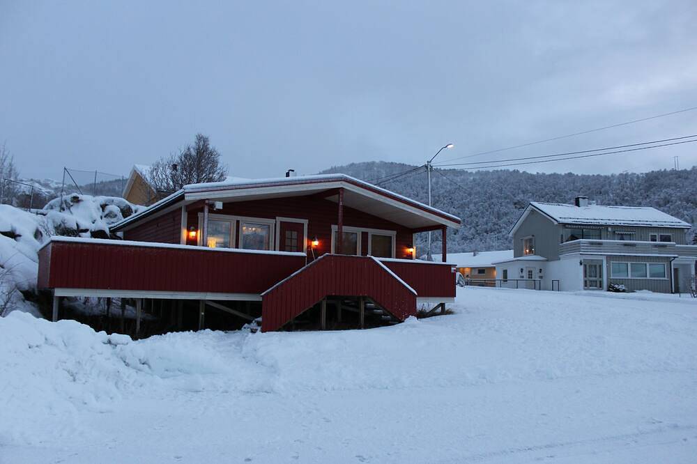 Zwei Schlafzimmer Kabine Meer- und Bergblick in Senja, Tranøy