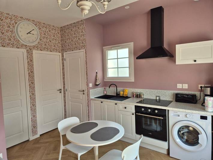 Location de vacances pour 2 personnes, avec jardin ainsi que piscine et vue à Soubran - 2