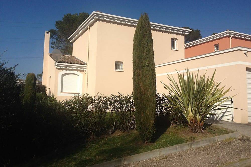 Villa on Royal Mougins Golf Course in Mougins, Cannes und Umgebung