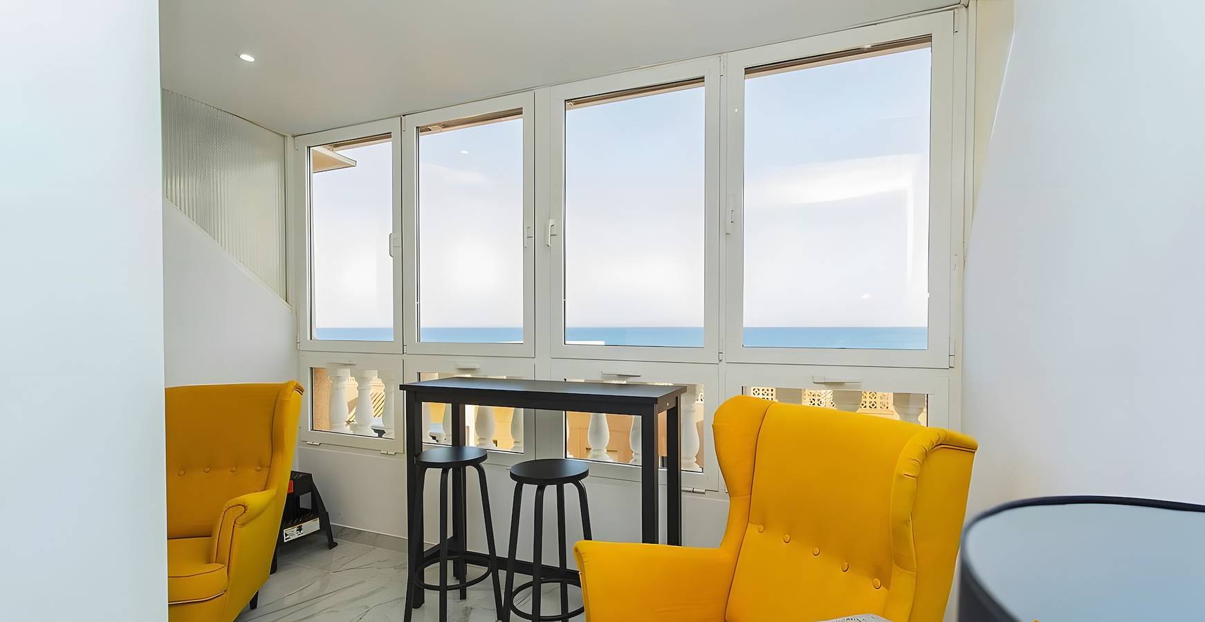 Studio Apartment 'Sea Breeze' with Sea View, Wi-Fi and Air Conditioning