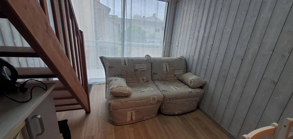 Gîte pour 4 personnes dans Le Rocher - 3