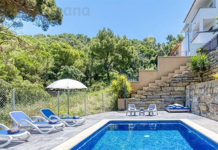 Villa "Costacabana - Fransisca" mit Bergblick, privatem Pool und Wlan in Blanes, Costa Brava