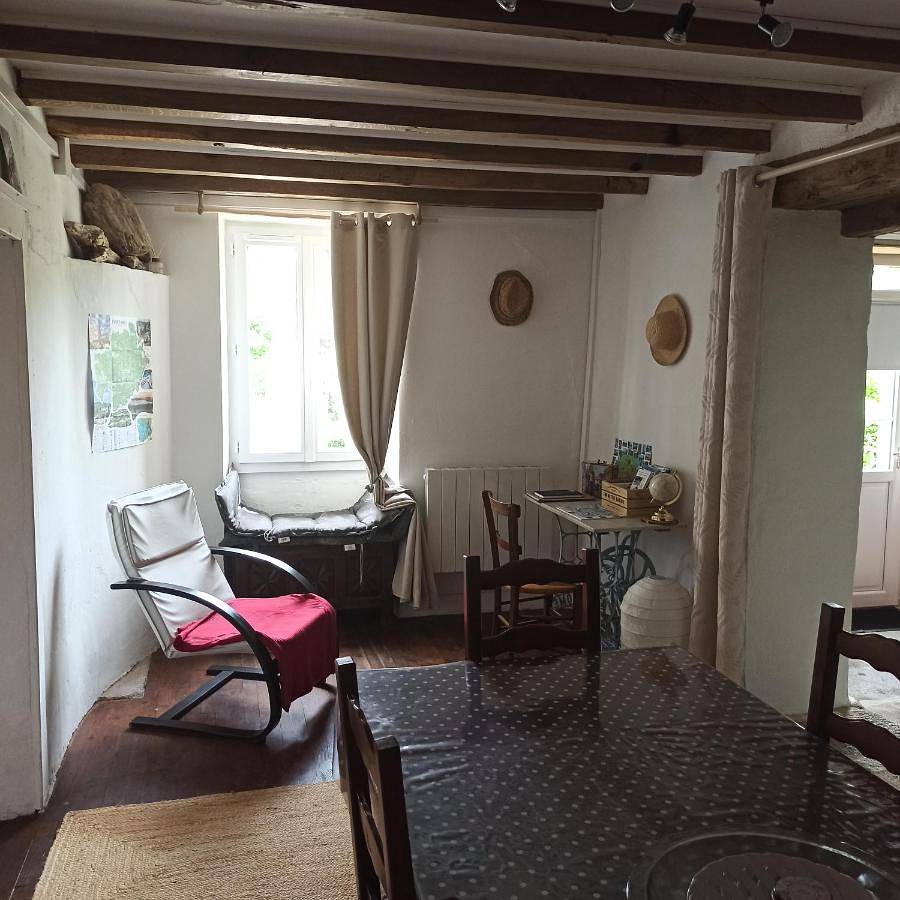 La Maison des 2L in Saint-Médard-la-Rochette, Région d'Aubussargues