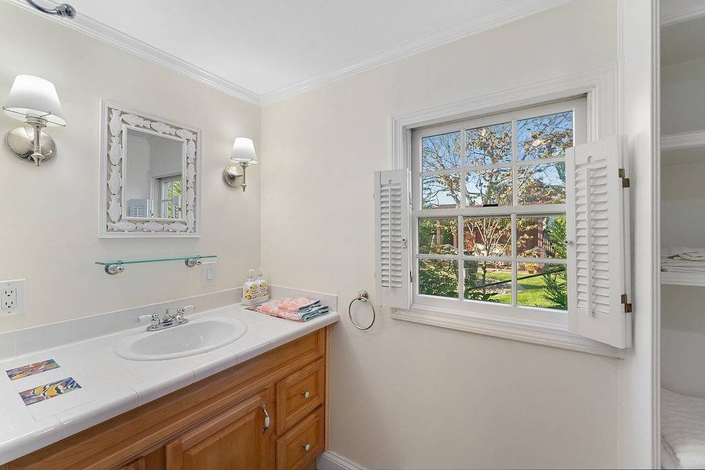 Alles voll für den Sommer 2019! Bleiben Minuten vom Strand auf Easton Point in Middletown, Newport County