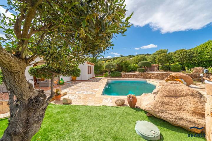 Location de vacances pour 9 personnes, avec jardin à Porto Ottiolu - 4