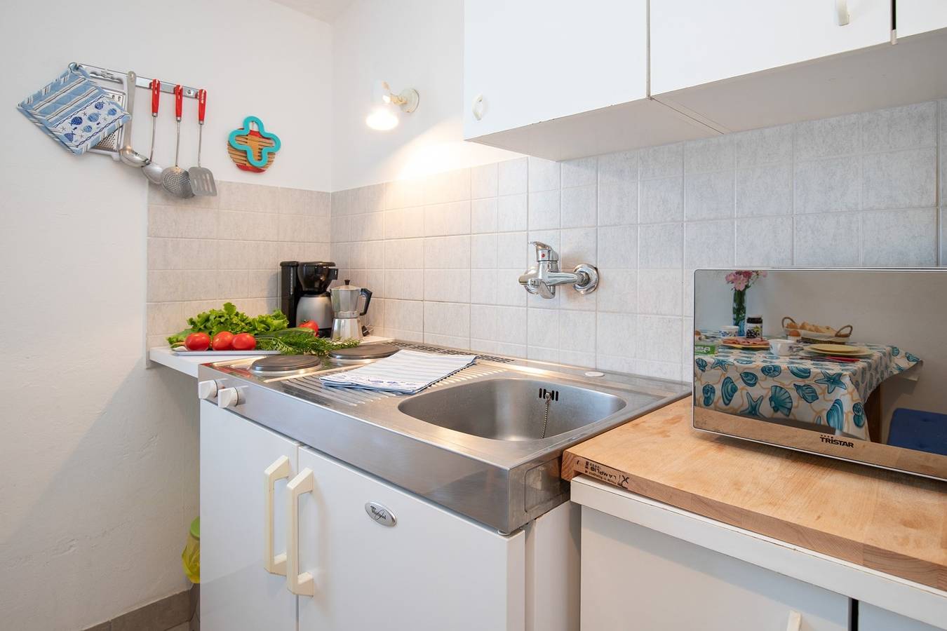 Hel leilighet, Apartment Brankica 3 for two people in Malinska-Dubašnica, Krk